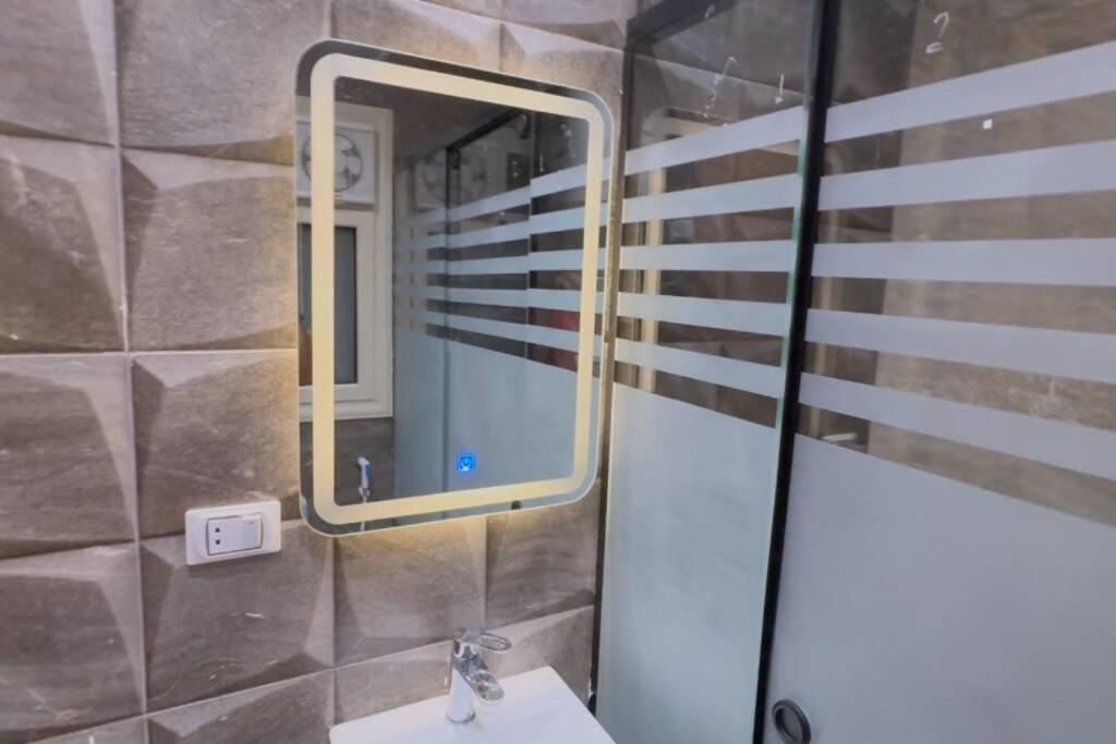 Apartment Luxury 2-bedroom- Sarai Compound *