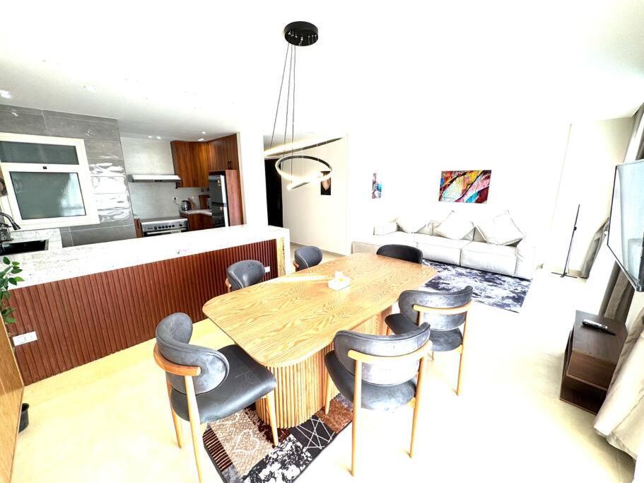 Luxury 2-bedroom- Sarai Compound * Cairo